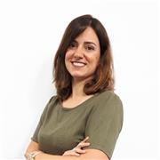 Professora de Direito com 10 anos de experiência dá aulas remotas, podendo assim transmitir todo seu conhecimento e experiência